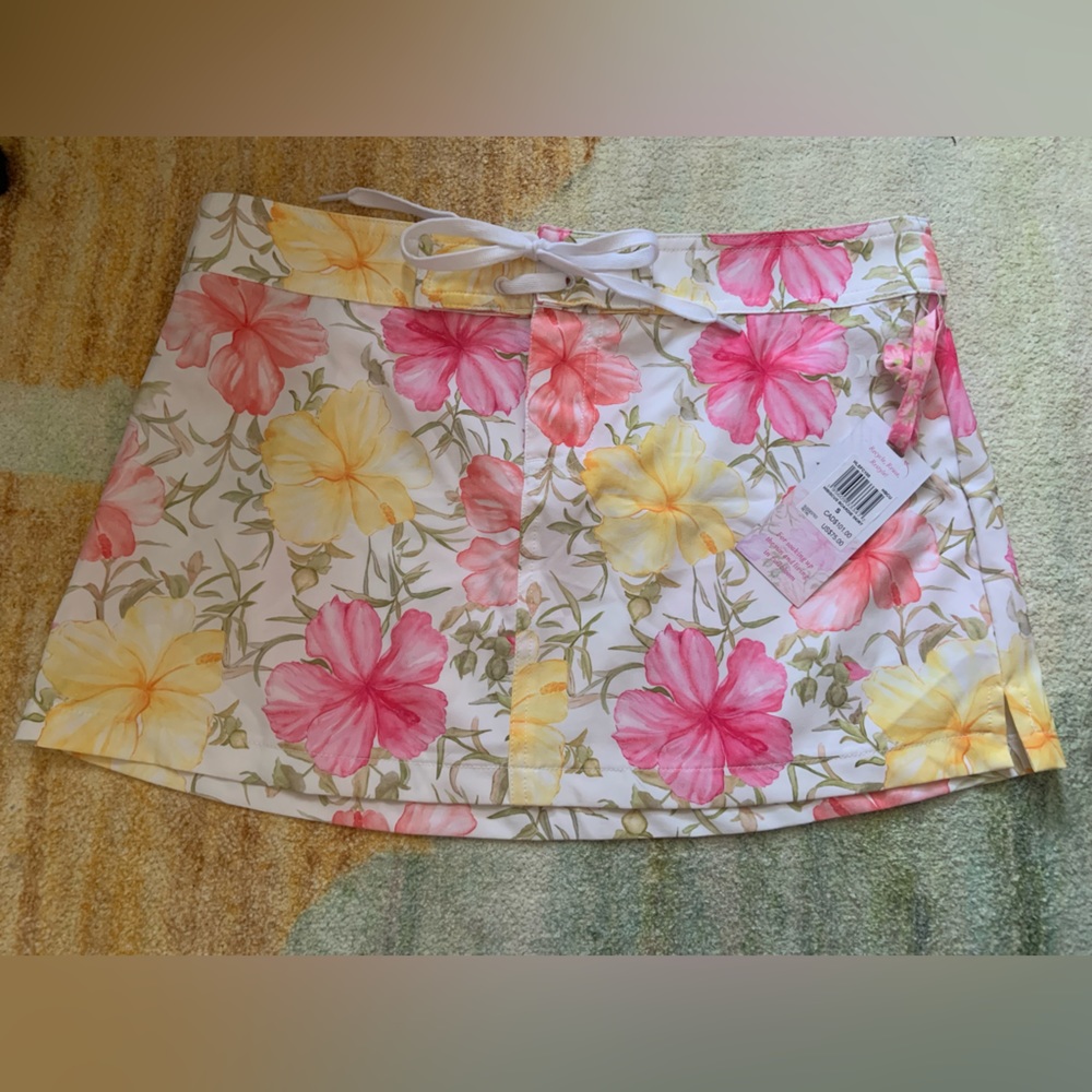 NWT Loveshackfancy x Hurley Hibiscus Boardie Skirt